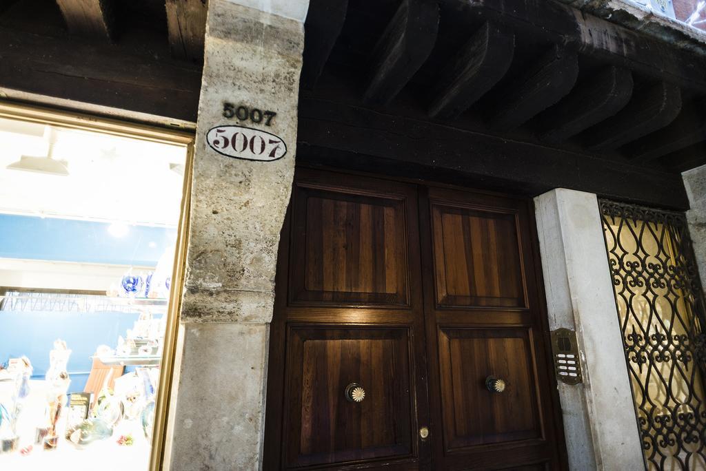 ונציה Myplace Rialto Apartments מראה חיצוני תמונה